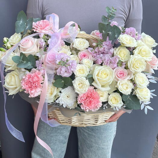 Корзина с цветами 1