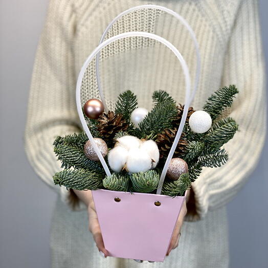 Новогодняя композиция в сумочке