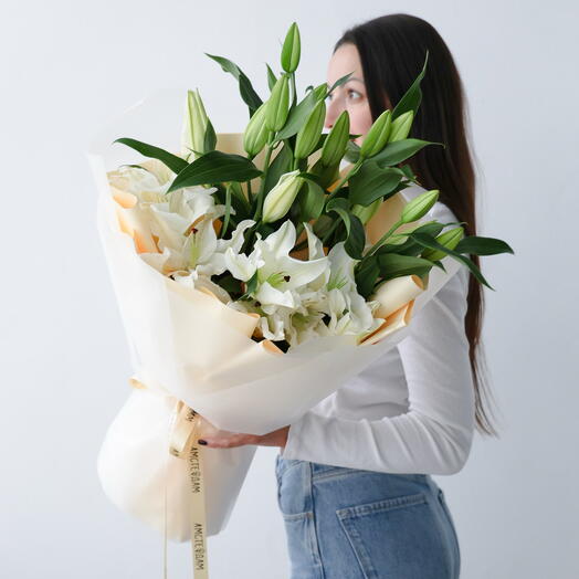 Букет лилий