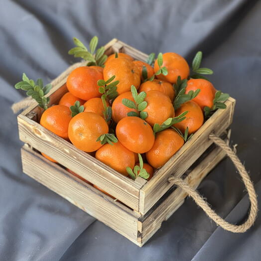 Ящик с мандаринами