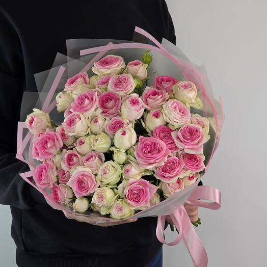 Букет из 11 кустовых розовых роз джелато