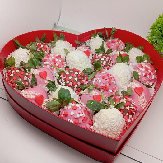 Набор из клубники в шоколаде "Valentine" (23-25 штук)
