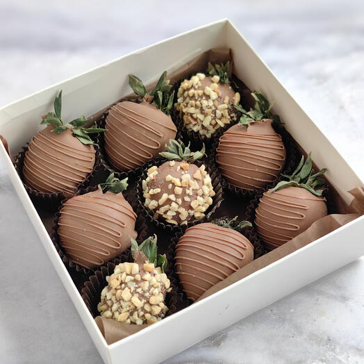 Клубника в шоколаде с орешками папе, мужу, брату, клубника в подарок мужу, мужчине, коллеге, начальнику