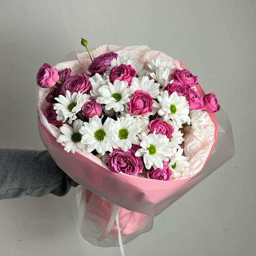 Пионовидная роза с хризантемой 🌸