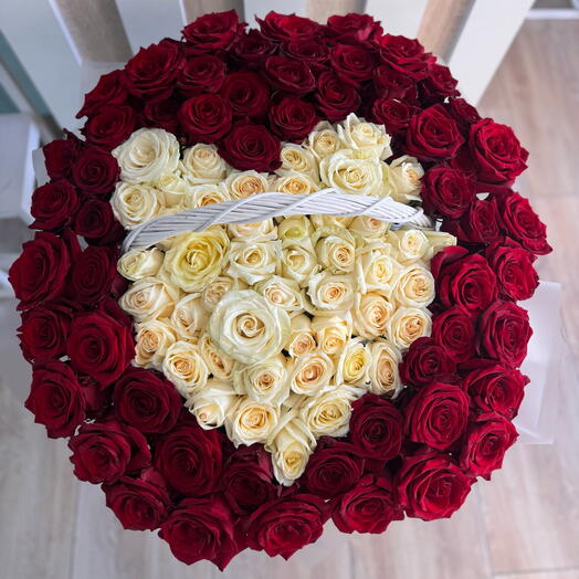 Огромная корзина из 101 розы с сердцем ♥️