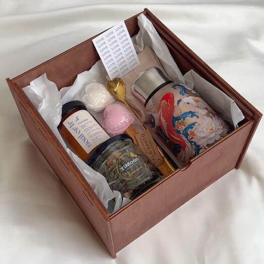 Подарочный набор девушке «Весенний вечер»