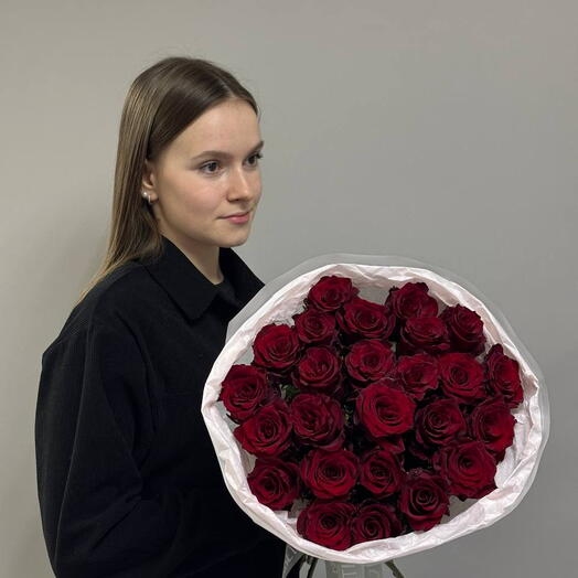 Букет из 25 бордовых роз