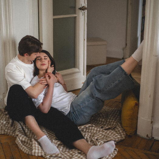 Фотосессия для двоих 1 час (фотограф и студия)