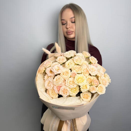 Монобукет из кустовой розы «Яна»