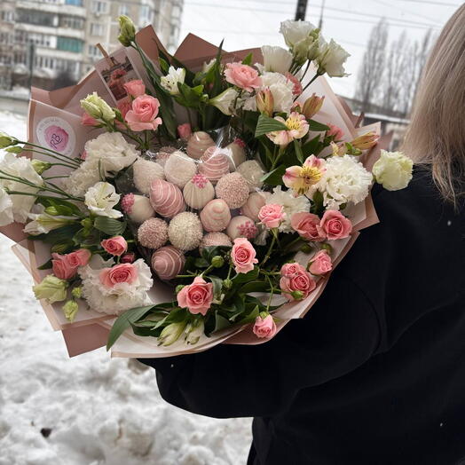 Клубника в шоколаде "Нежная романтика"