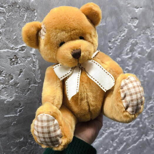 Игрушка мишка в клеточку