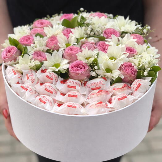Pink Raffaello Box