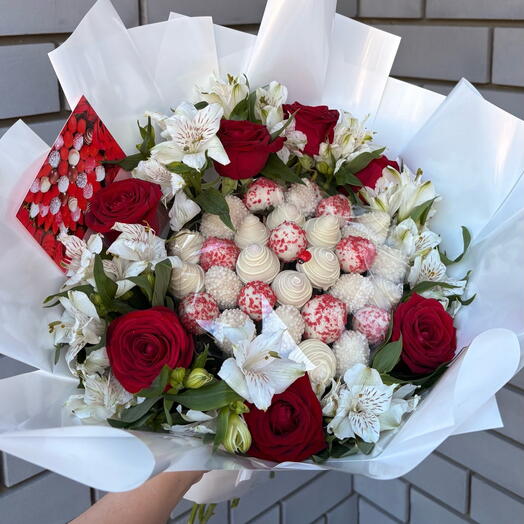 Клубничная композиция 67