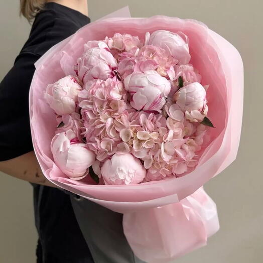 Букет с гортензией и пионами🌸