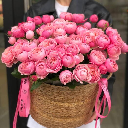 😍😍😍Wow корзина с цветами с кустовыми пионовидными розами
