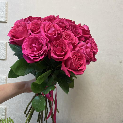 Букет из 21 розы Пинк Флойд