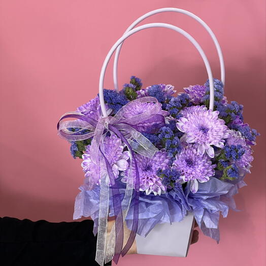 Милая сумочка «Комплимент💜🤍» из стойких цветов 🌸