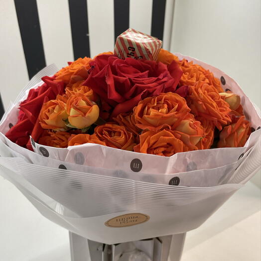 Яркий букет 🧡🌷