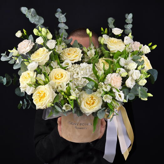 Композиции "Oleandr 🌸" с пионовидными розами