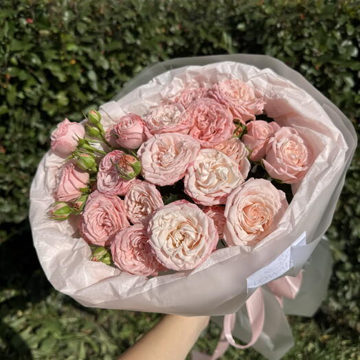 Монобукет кустовая Роза 🌸 Мадам Бомбастик