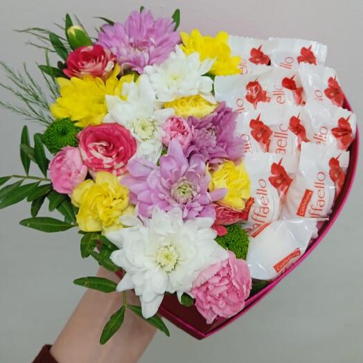Flowers in a box-heart with Raffaello candies