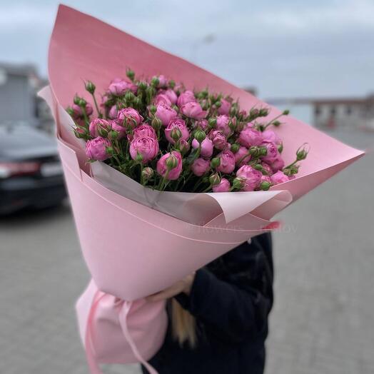 Mono ramo de rosas peonías