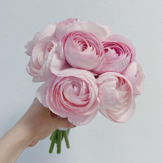 BRIDE'S BOUQUET of RANUNCULUS - DARI Flower Studio