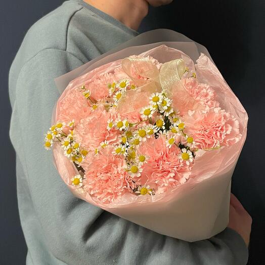 Ramo de Dianthus y manzanilla