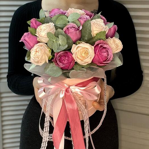 Peony roses in a box M