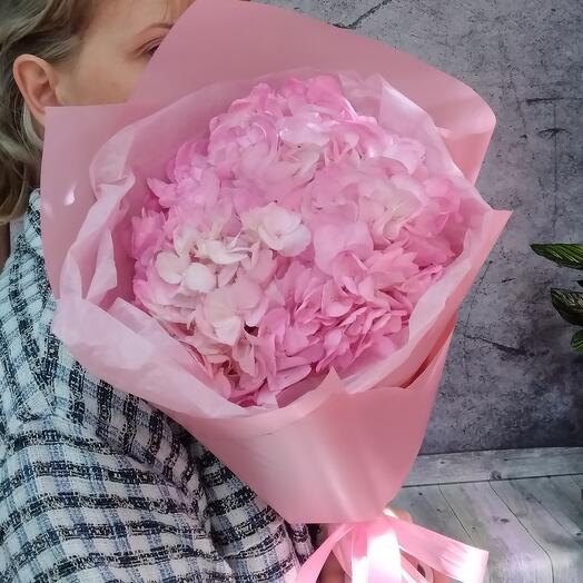Букет розовой гориензии