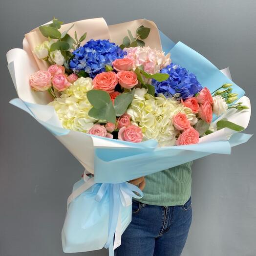 A large author's bouquet