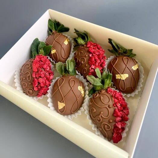 Клубника в шоколаде Кармен 6 шт