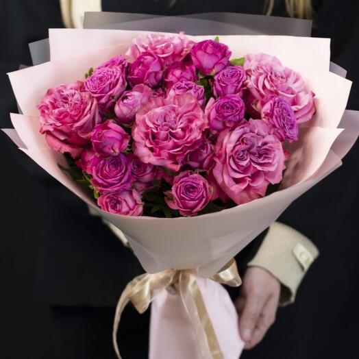 Bouquet of Peony-shaped Country Blue roses and Sensation Class