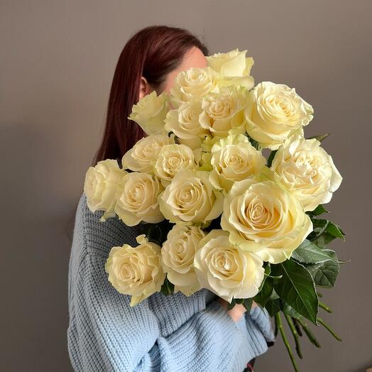 17 rosas ecuatorianas blancas