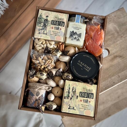 Set de regalo con té tártaro y dulces