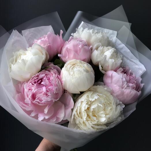 Нежный букет пионов💕