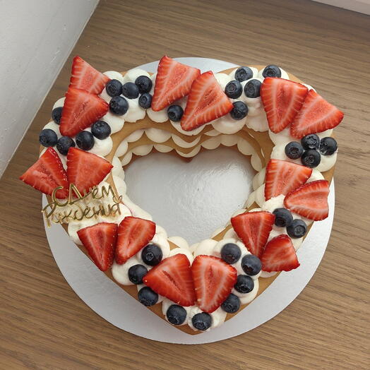 Открытый медовик в виде сердца торт на день рождения в подарок