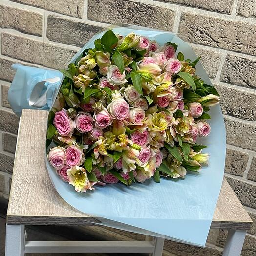 Alstroemeria