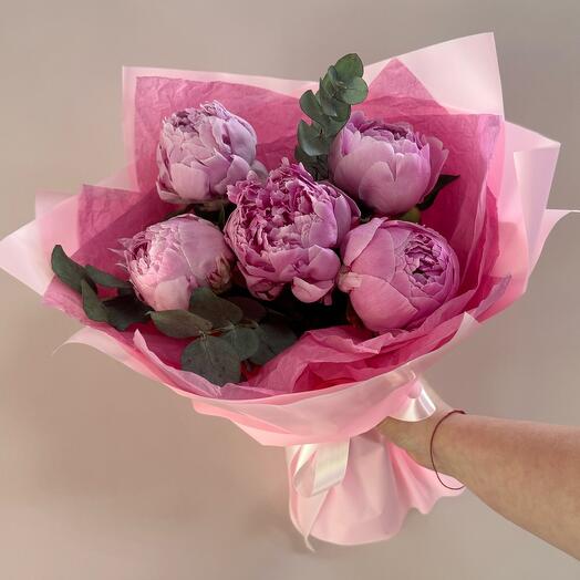 Pink peonies