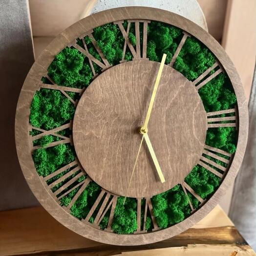 Часы со мхом стабилизированным