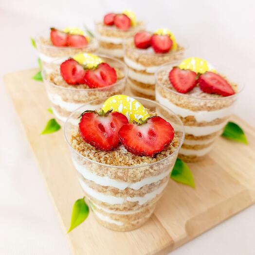 Медовик 6 штук. Торт в стакане