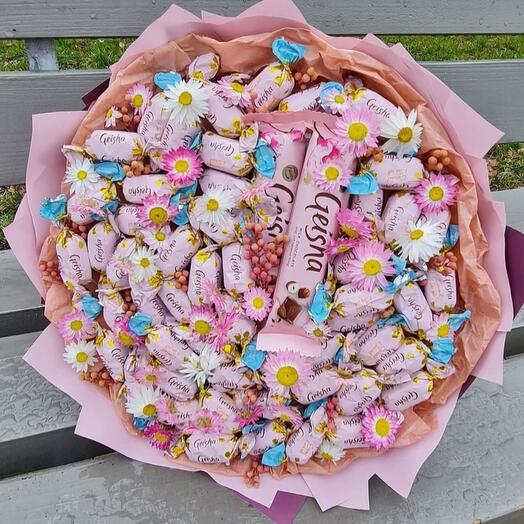 Geisha candy bouquet