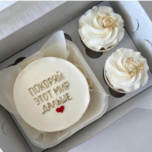 Бенто торт и капкейки 2шт