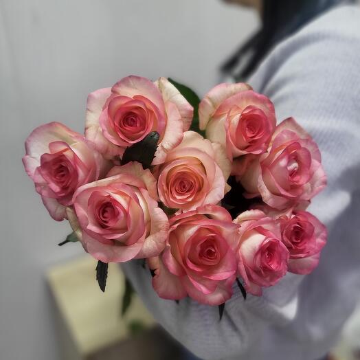 Bouquet of 9 pink and white roses