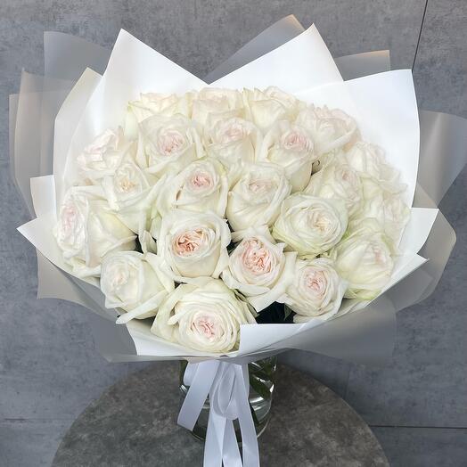 Шикарный букет из White O hara 60см