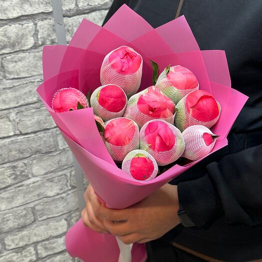 Пионы коралловые