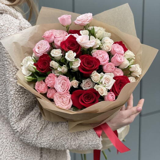 Red and Pink Roses