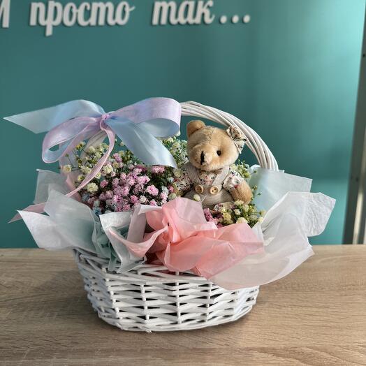 Корзина с гипсофилой