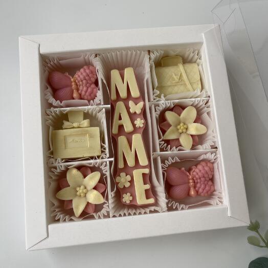 Набор шоколадных конфет женский