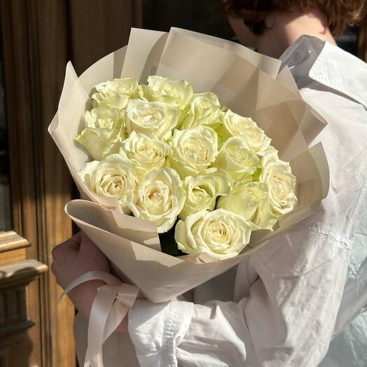 Rosas blancas encantadoras 🤍